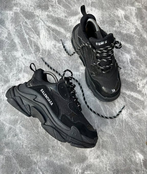 Balenciaga Triple S Black