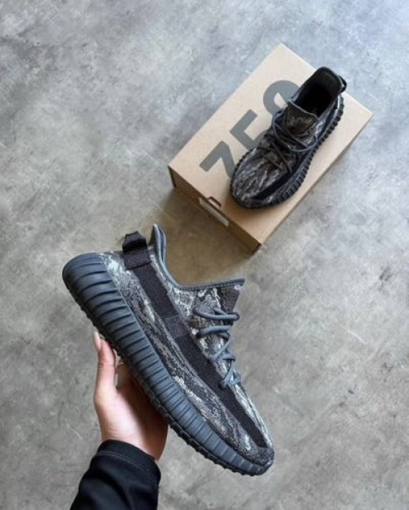 yeezy 350 v2 mx dark salt semi ua
