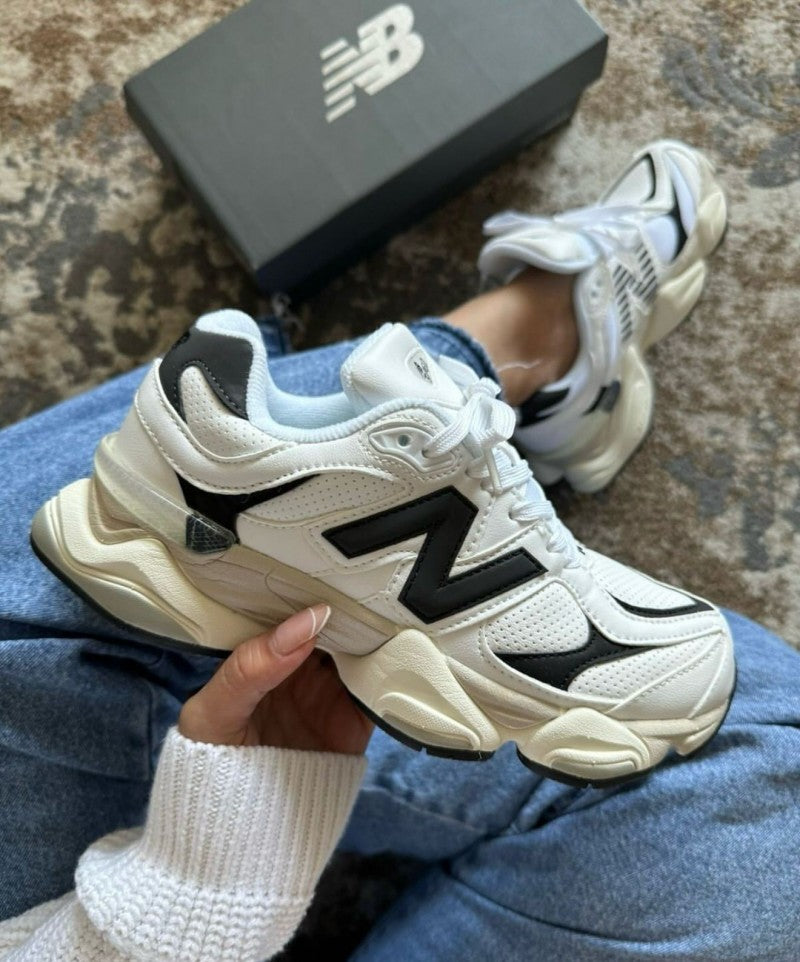 New Balance 9060 Moonbeam Driftwood