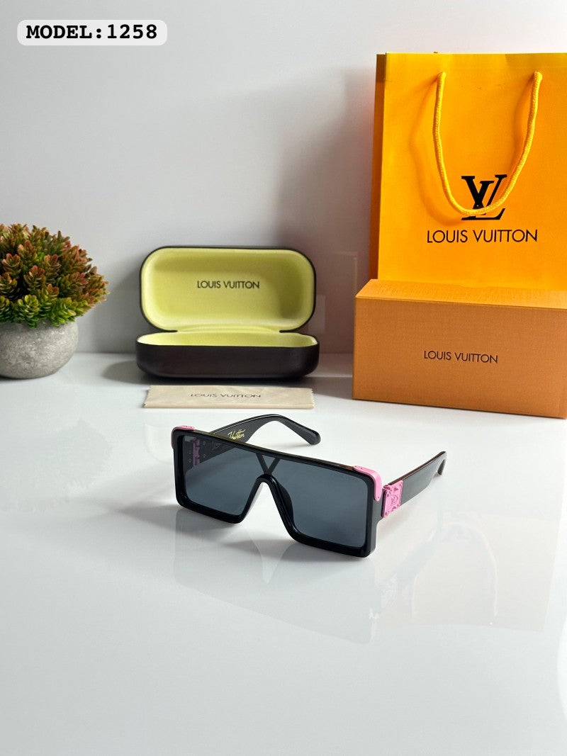 Louis Vuitton 1258 Black