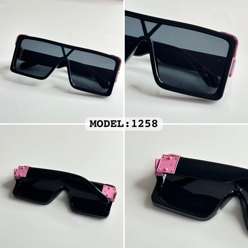 Louis Vuitton 1258 Black