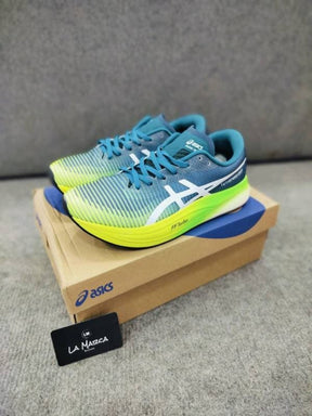 Asicss metaspeed sky running shoes