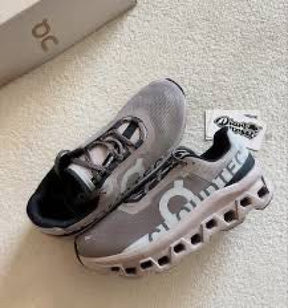 ON RUNNING CLOUD MONSTER CINDER FOG