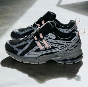 New balance 1906 Black Pink Moon