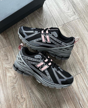 New balance 1906 Black Pink Moon