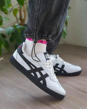 Tiger Tokuten White black Mens fix