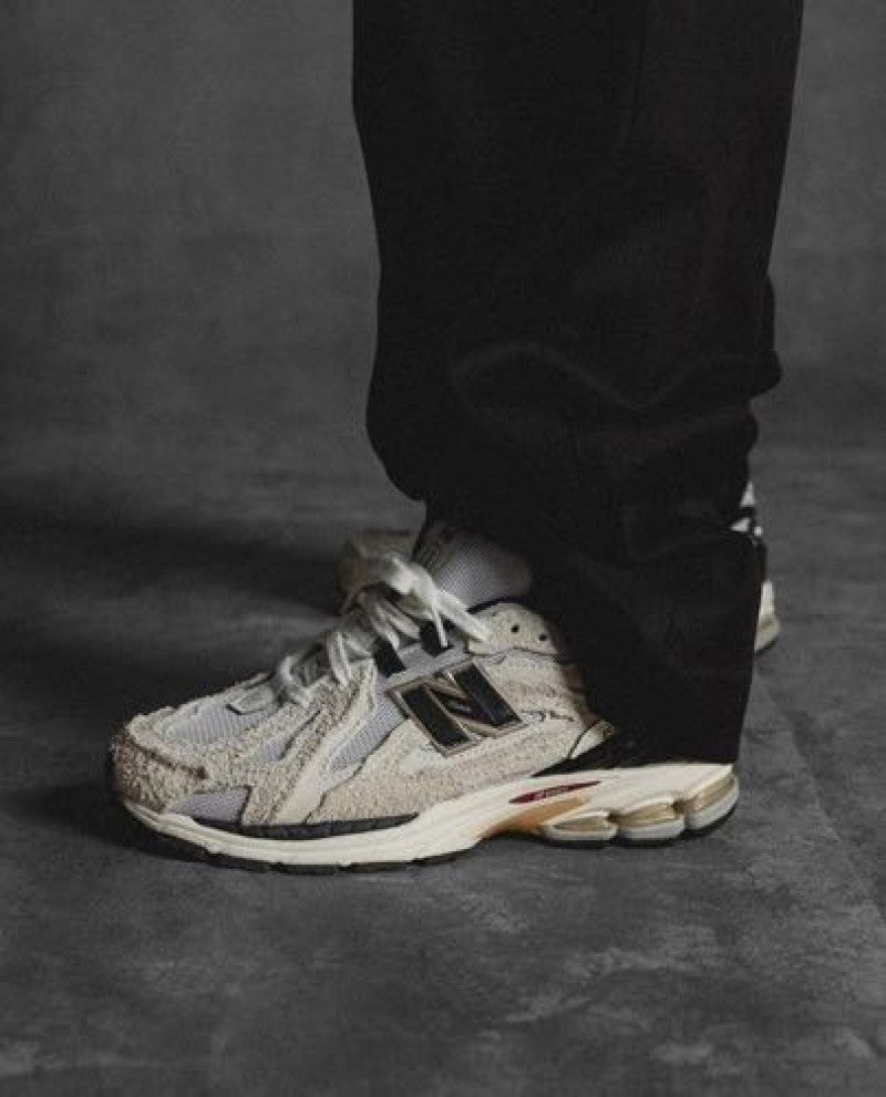 New Balance 1906r Protection Pack Reflection
