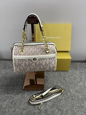Michael  Kors  Blair  Boston  With  OG  Box  &  Dust  Bag  (22312  Beige  White)