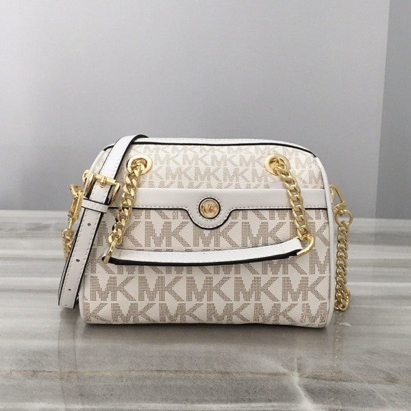 Michael  Kors  Blair  Boston  With  OG  Box  &  Dust  Bag  (22312  Beige  White)