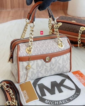 Michael  Kors  Blair  Boston  With  OG  Box  &  Dust  Bag  (22312  Beige  Brown)