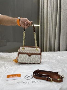 Michael  Kors  Blair  Boston  With  OG  Box  &  Dust  Bag  (22312  Beige  Brown)