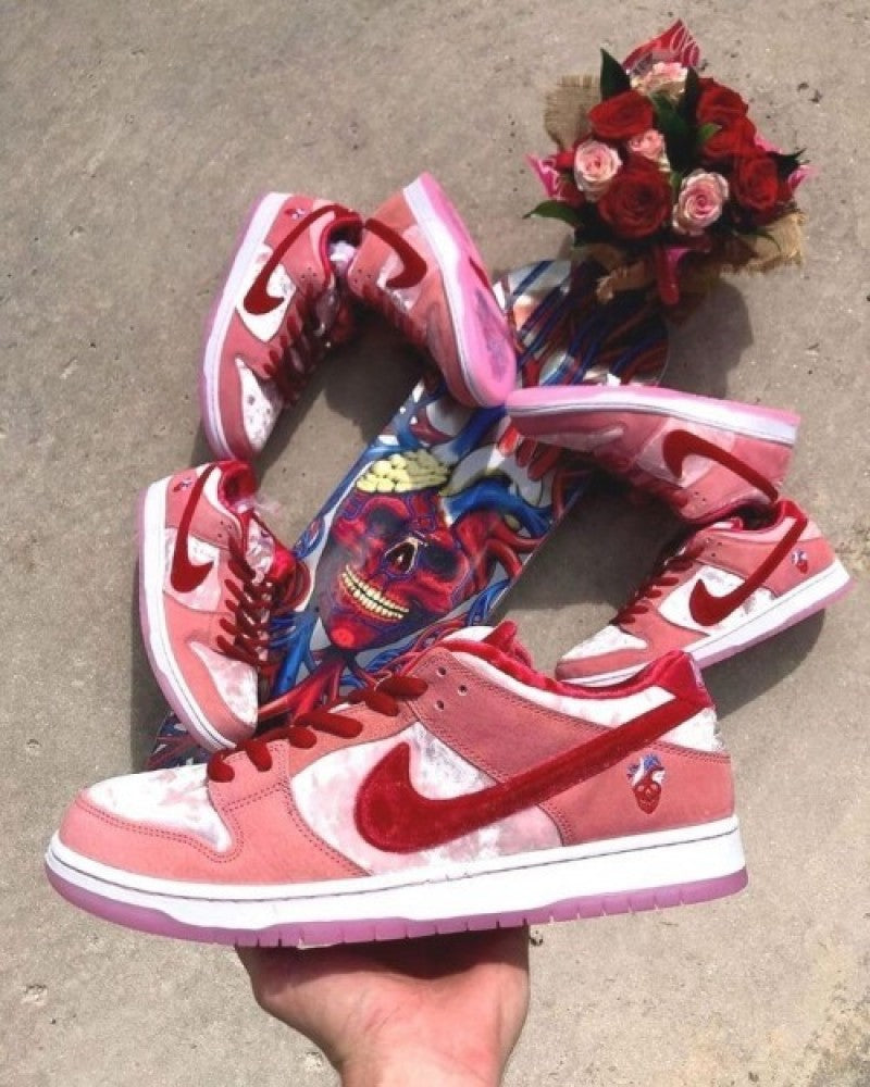 semi ua mens Nikee Sb Dunk Low Stranger Love OG Packing