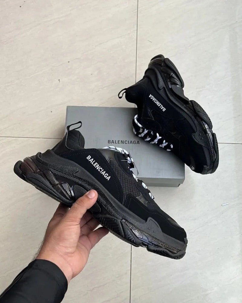Balenciaga Triple S Clear Sole Black (139)