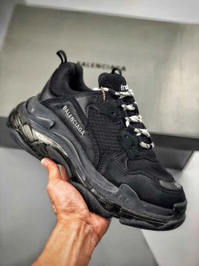 Balenciaga Triple S Clear Sole Black (139)