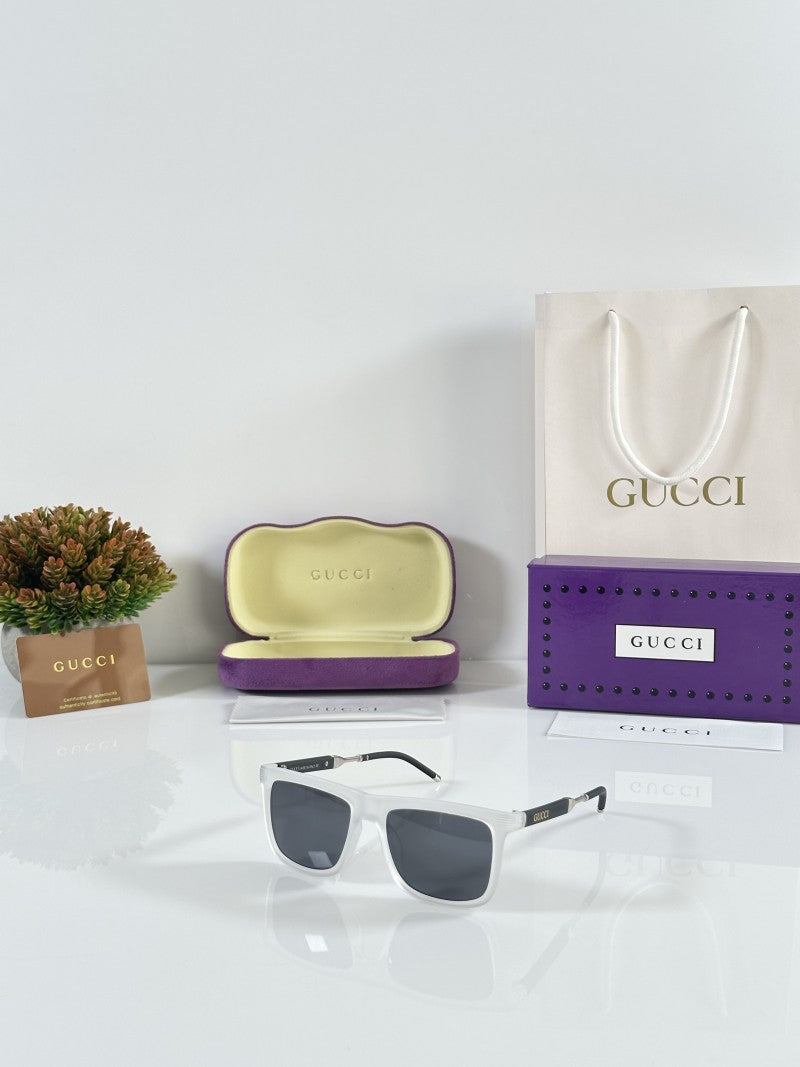 Gucci 5333 Ice Black