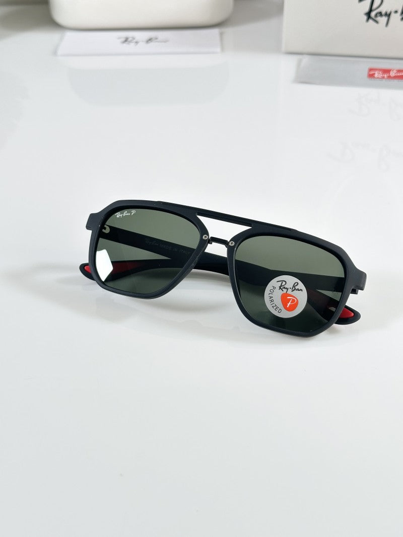 Rayban 8376 Black Green