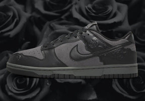 nikkee dunk low black roses