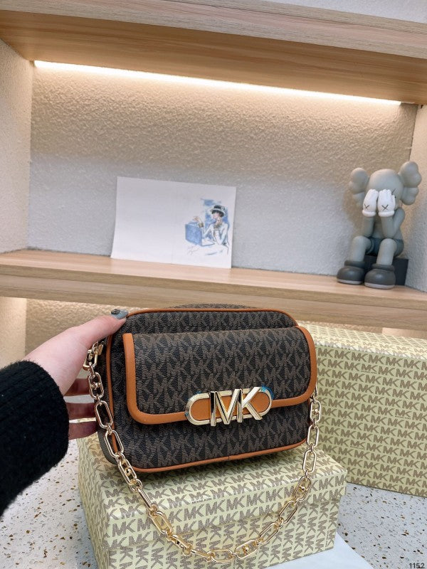Michael  Kors  Parker  camera  Bag  With  OG  Box  &  Dust  Bag  100830 Coffee