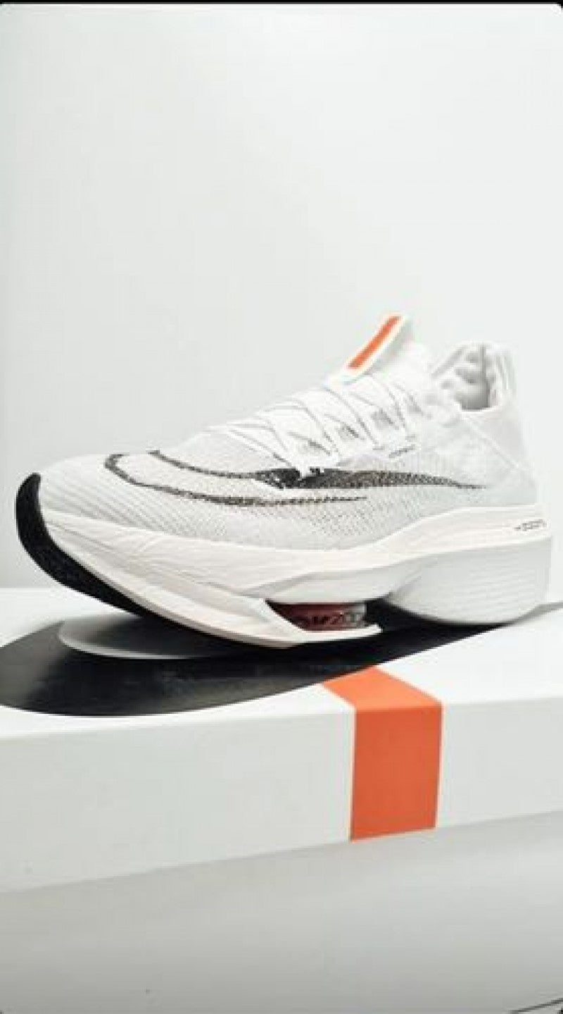 Nikee Zoom Alphafly 2 White