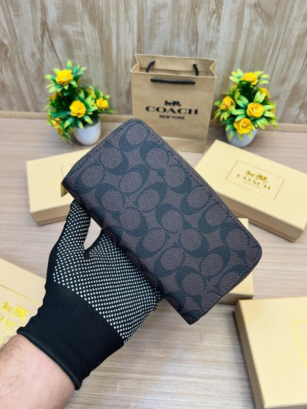 COACH LONG WALLET V680