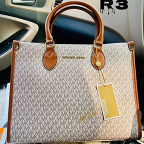 Michael  kors  tote  bag  with  dust  bag  (44572 Biege brown)