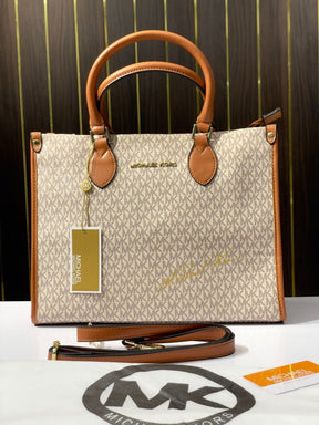 Michael  kors  tote  bag  with  dust  bag  (44572 Biege brown)