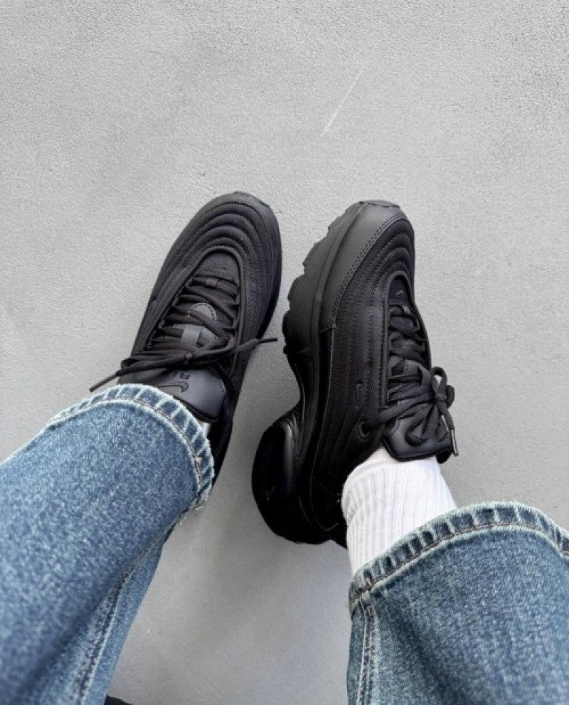 Nikee Airmax Portal Triple Black