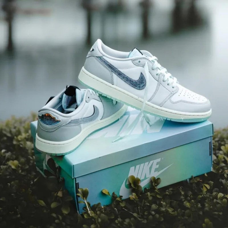 Nik e aj retro 1 year of snake