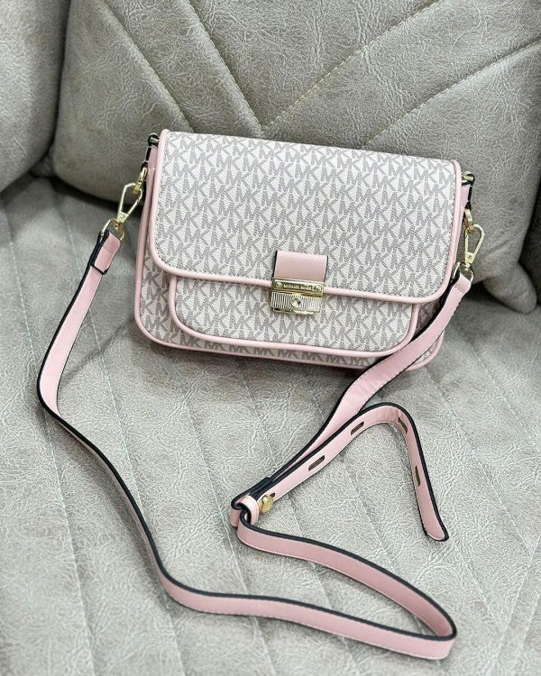 Michael  Kors  Bradshaw  Cross  Body  Bag  With  OG  Box  (22001 Beige  Pink)