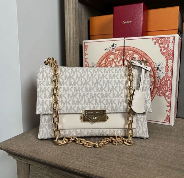 Michael  kors Cece medium logo shoulder bag with box 371