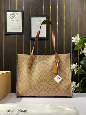 Coach  nina  carryall  tote  bag  with  og  box