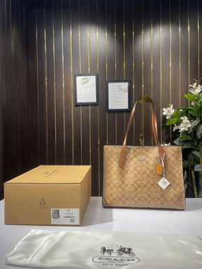 Coach  nina  carryall  tote  bag  with  og  box