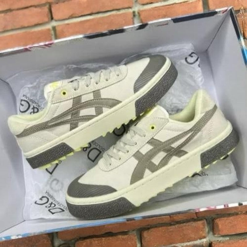 Asicss court trail army green white