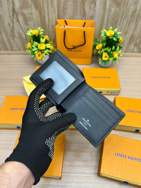 LOUIS VUITTON WALLET V713