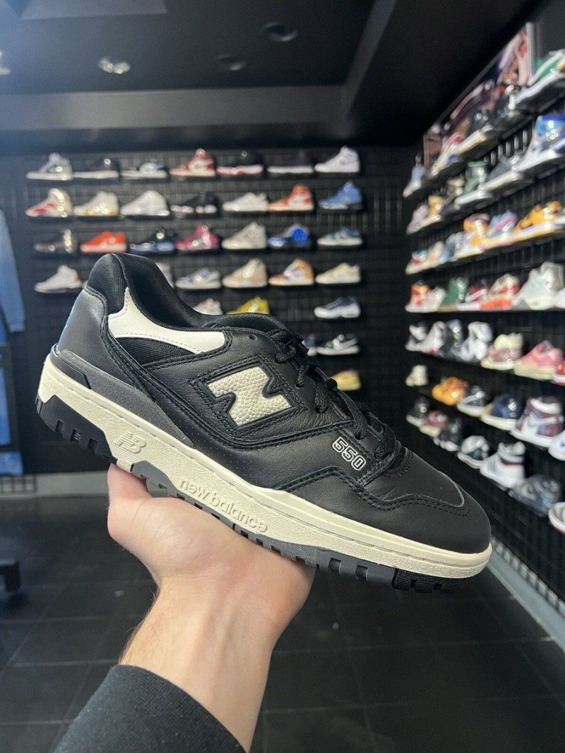 New Balance 550 Black White