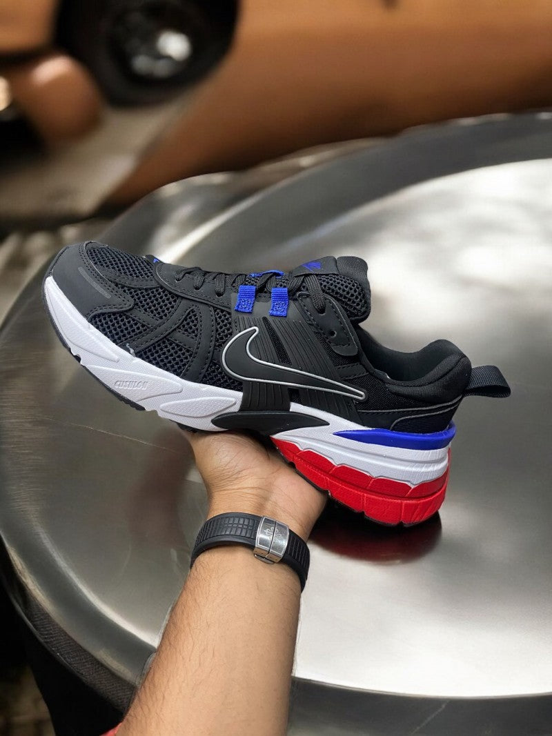 Nikee v2k Run Black white red