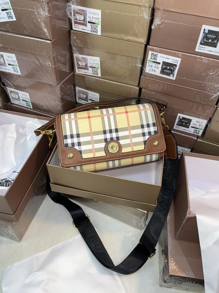 burberr  y vintage logo with box 385