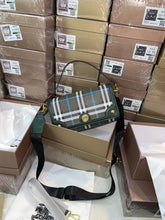 burberr  y vintage logo with box 389