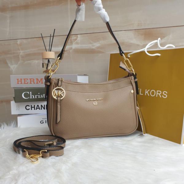 michael  kors jet set medium leather crossbody bag with box 391