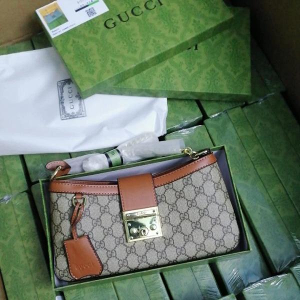 Gucci  Padlock  Brown  Small  Shoulder  Bag  With  OG  Box  &  Dust  Bag  88278  Brown