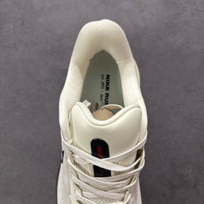 Nikee Zoom x Vomero 17 Light Grey Blue