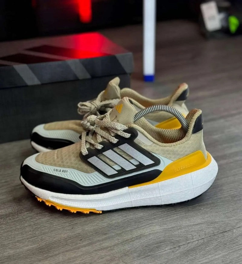 Adidass. UltraBoost Light Cold Rdy Wonder Beige Flash Orange