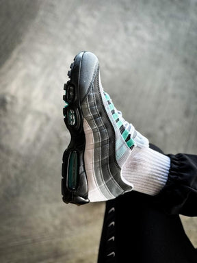 Nike Airmax 95 Hyper Turquoise 566