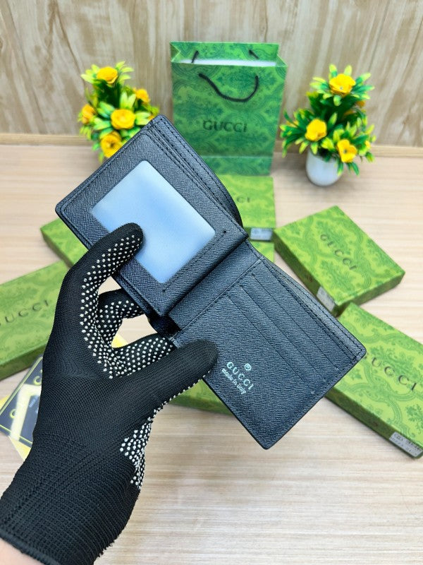 GUCCI WALLET V743