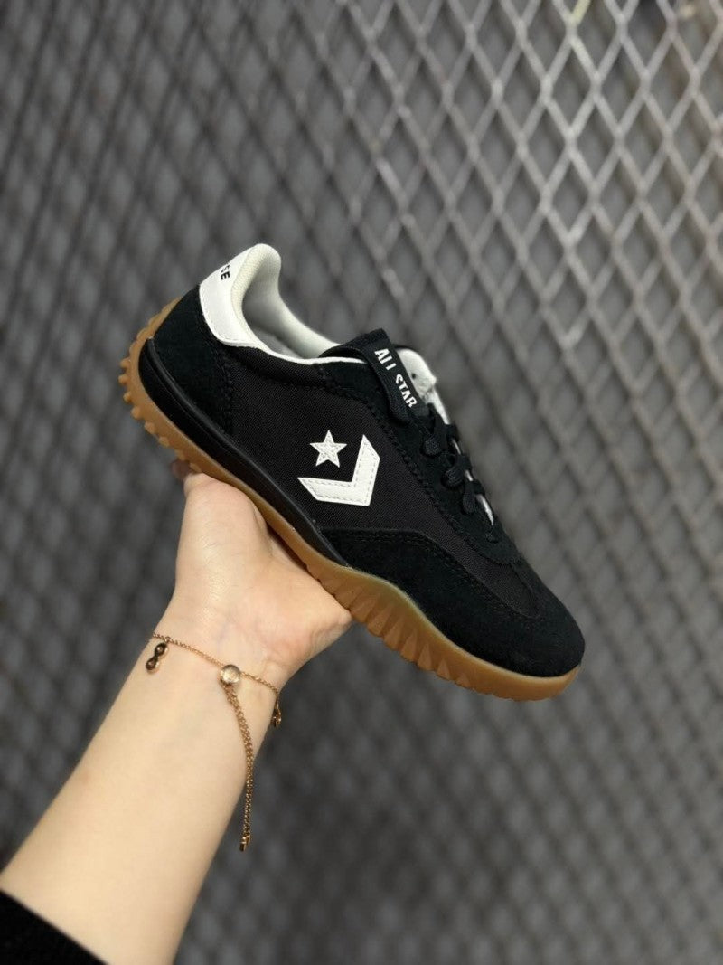 Conversee. run star trainer black