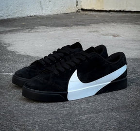 Nik ee Blazer City Low Black White 105