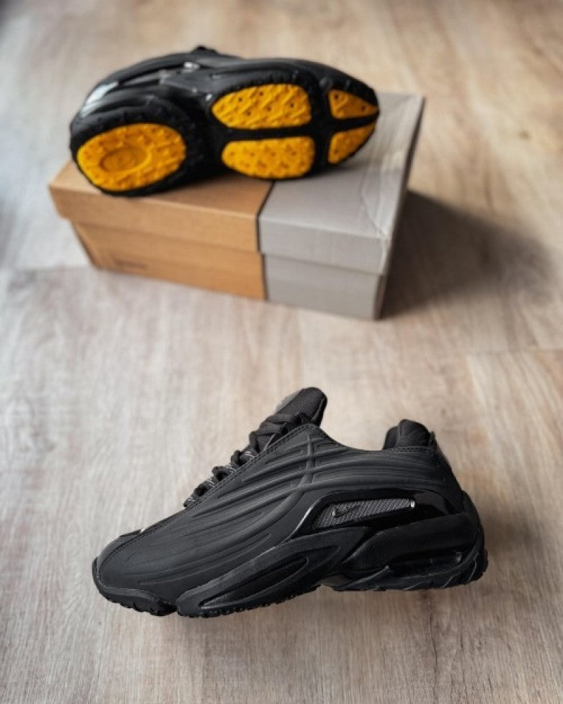 Nikee Nocta Hot Step 2 black