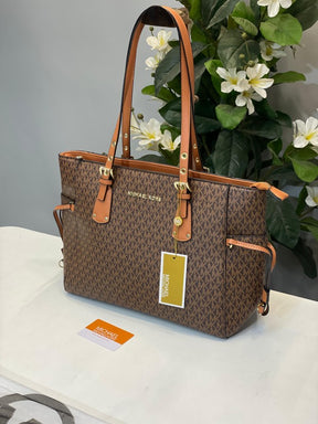 Michael  kors voyager tote bag with dust bag (616 coffe brown)