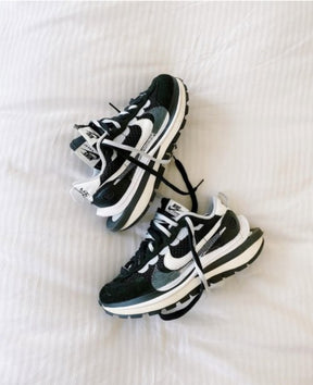 Sacai X Vaporwaffle Black White fix 1008