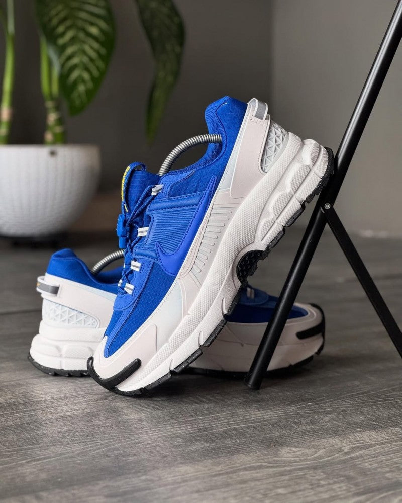 Nikee Zoom Vomero 5 Roam Racer Blue